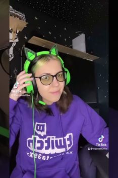 Do u have a specific headset for consoles?