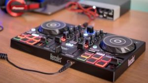 Spranxx – Future Bass and Trap DJ Set (hercules inpulse 200)