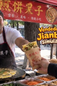 Come watch my *jianbing* vendor simulation video